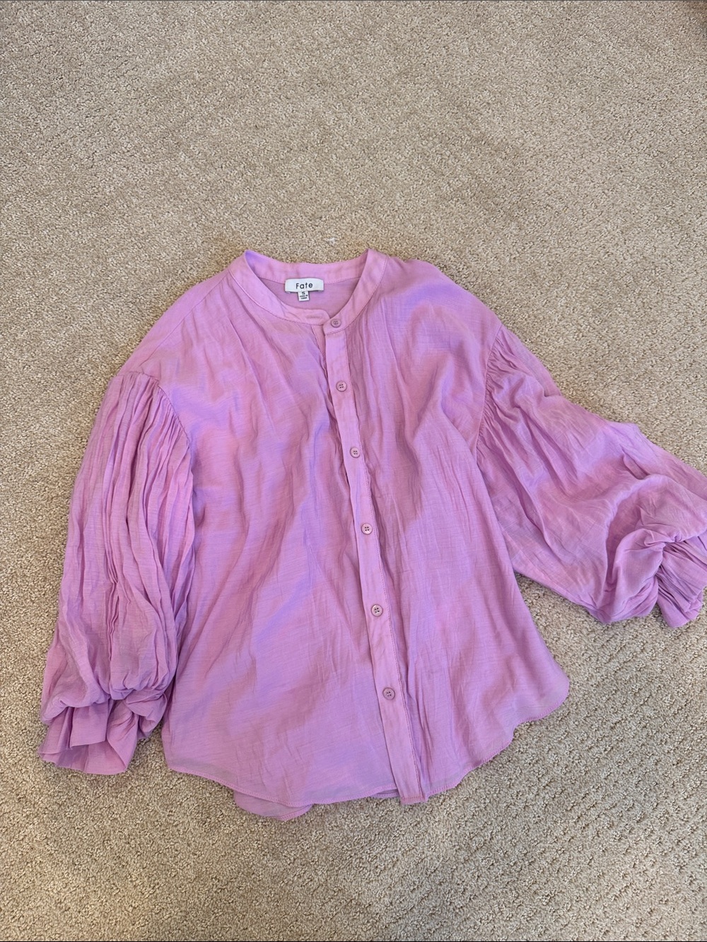 Fate Lavender Button-Front Puff Sleeve Top